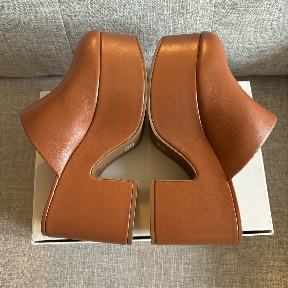 LARROUDE MISO Platform Clog in Caramel Leather, so comfortable. Be Summer Ready - Picture 6 of 14